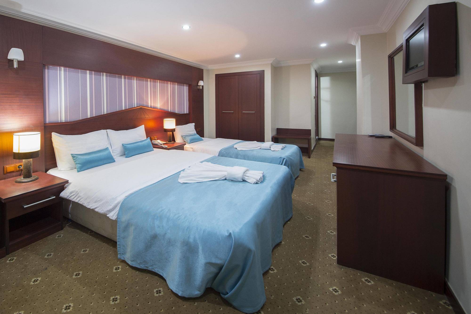Grand Zentrum Hotel & Cafe Restaurant - Taksim Square Istanbul Eksteriør bilde