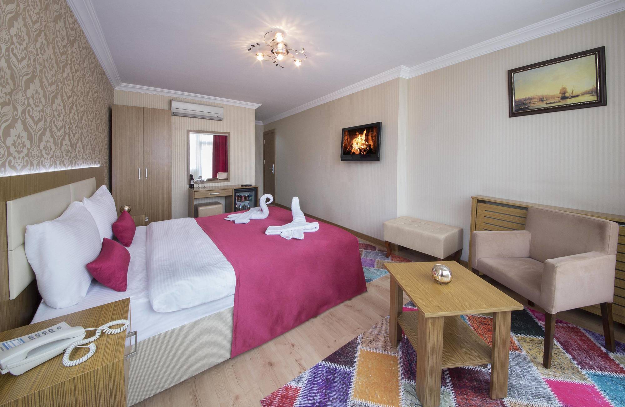 Grand Zentrum Hotel & Cafe Restaurant - Taksim Square Istanbul Eksteriør bilde