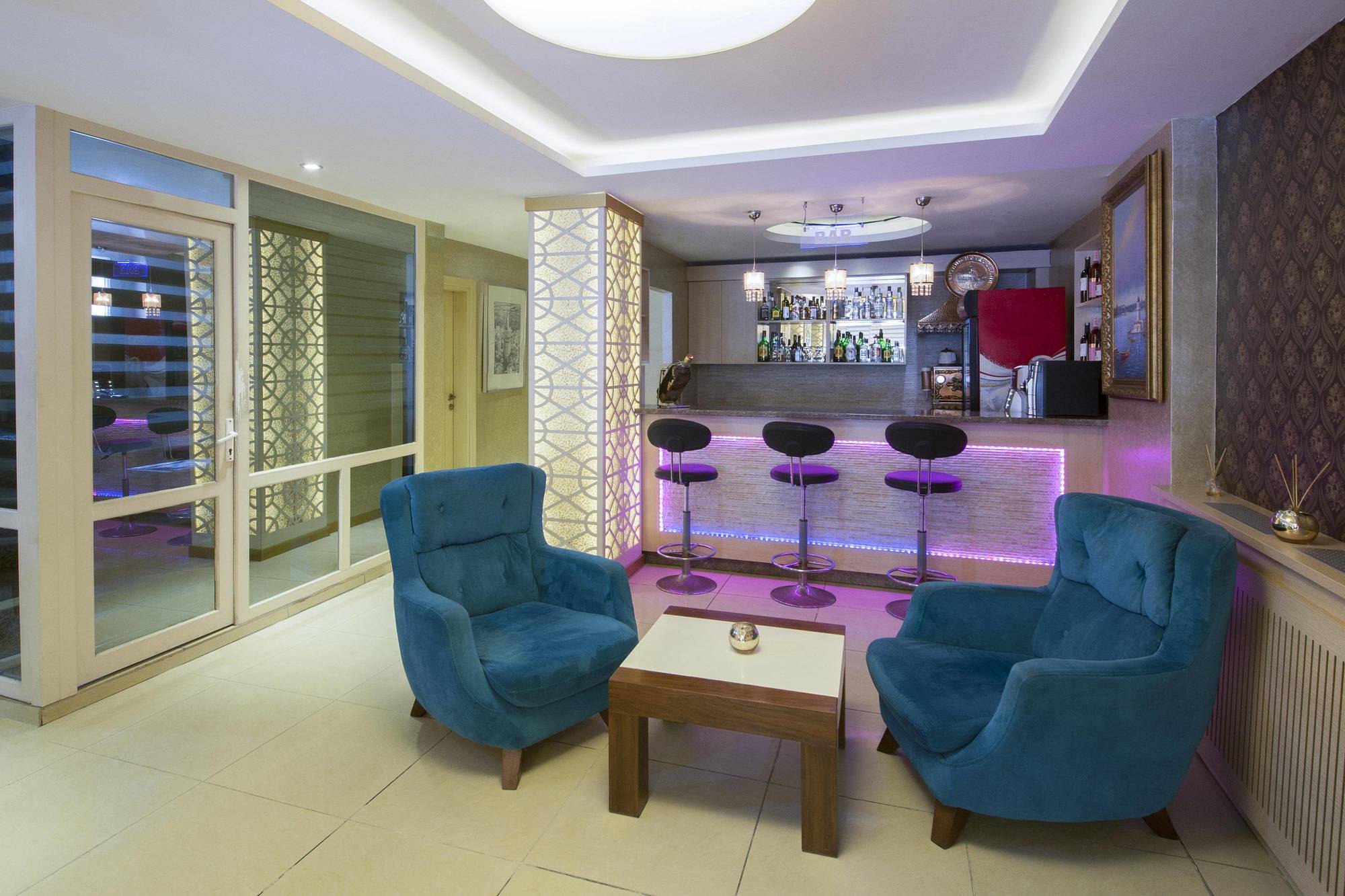 Grand Zentrum Hotel & Cafe Restaurant - Taksim Square Istanbul Eksteriør bilde